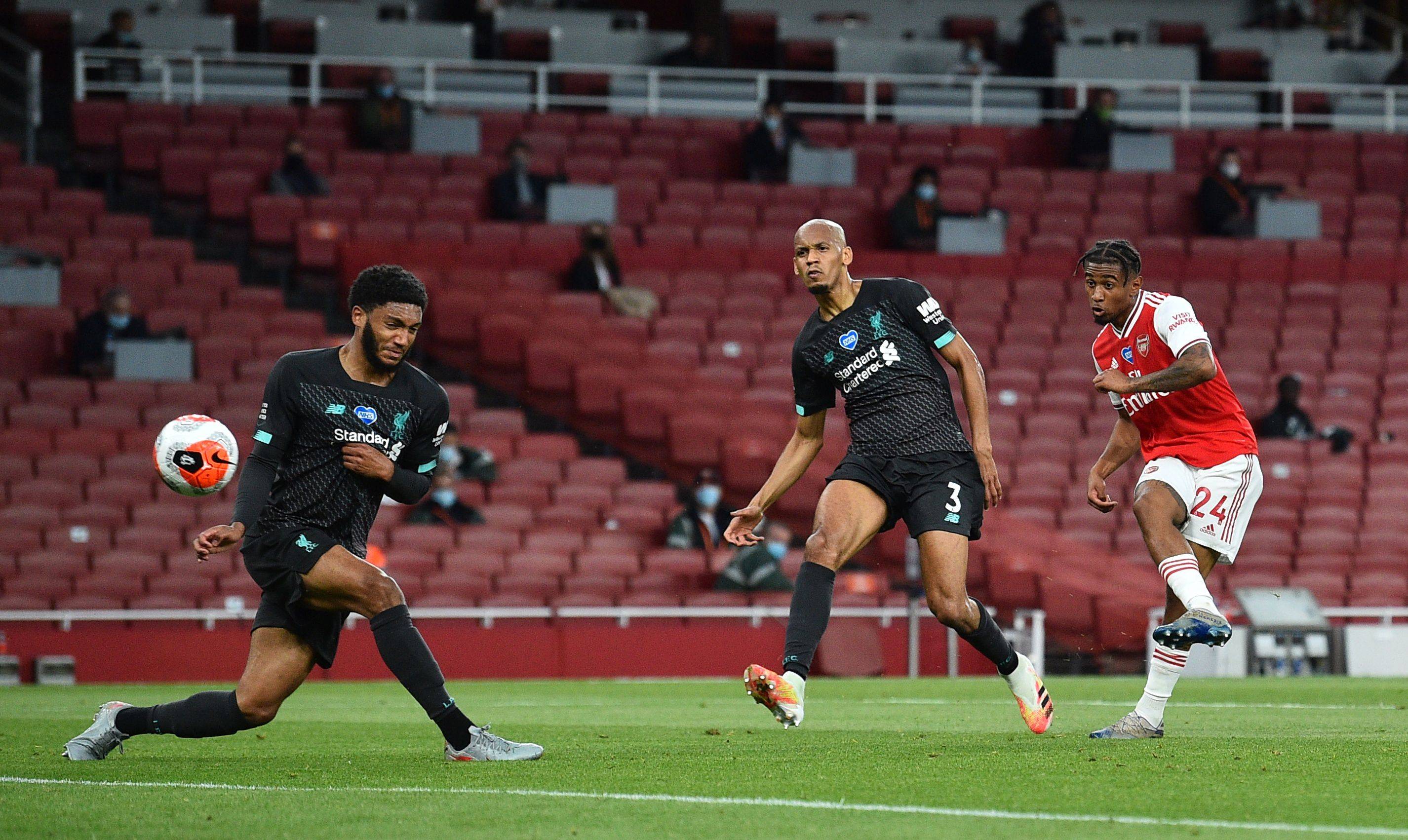 效力於巴薩 效力於巴薩